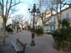  lampadaires et bancs, place des moulins